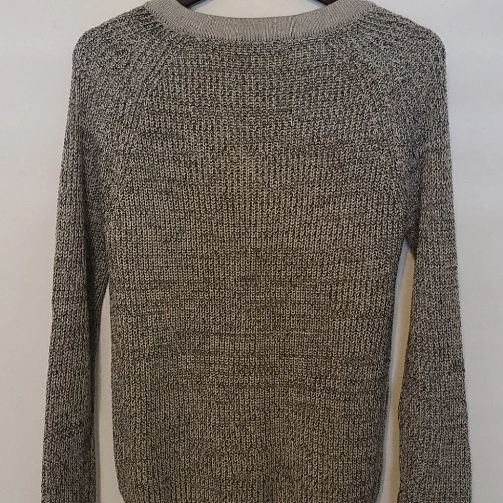Love tree sweater size s